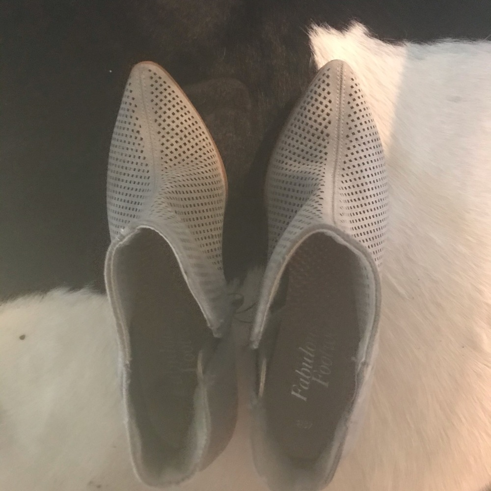 Grey Booties -NEW - Picture 7 of 7